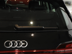 2021款 50 quattro 臻选型