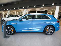2021款 50 quattro 臻选型
