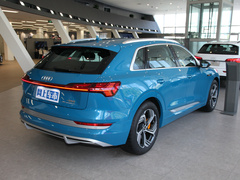 2021款 50 quattro 臻选型
