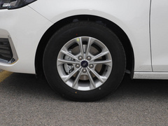 2021款 1.5L 自动铂金版