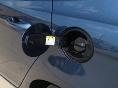 2021款 1.5L 自动铂金版