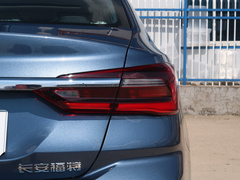 2021款 1.5L 自动铂金版