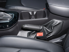 2021款 1.5L 自动铂金版