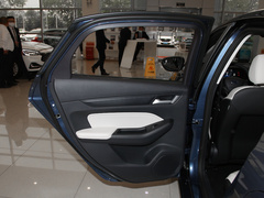 2021款 1.5L 自动钻石版