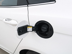 2021款 1.5L 自动荣耀版
