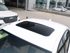 2021款 1.5L 自动荣耀版