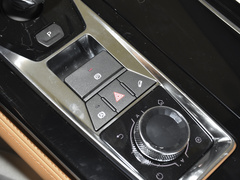 2021款 诸葛版 1.6T DCT卧龙 5座