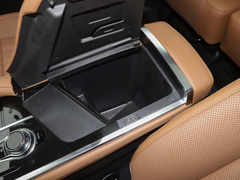 2021款 2.0T 两驱豪华型