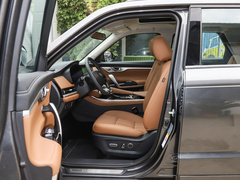 2021款 2.0T 两驱豪华型