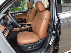 2021款 2.0T 两驱豪华型