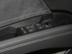 2022款 40 e-tron 星耀型 锦衣套装