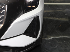 2022款 40 e-tron 星耀型 锦衣套装