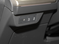 2022款 40 e-tron 星耀型 锦衣套装