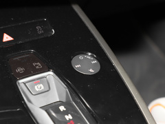 2022款 40 e-tron 星耀型 锦衣套装