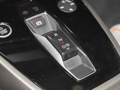 2022款 40 e-tron 星耀型 锦衣套装