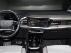 2022款 40 e-tron 星耀型 锦衣套装