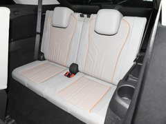 2022款 40 e-tron 星耀型 锦衣套装