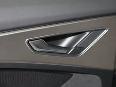 2022款 40 e-tron 星耀型 锦衣套装