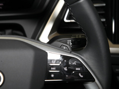 2022款 40 e-tron 星耀型 锦衣套装
