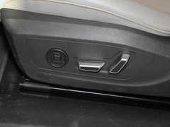 2022款 40 e-tron 星耀型 锦衣套装