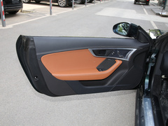 2021款 P380 全驱V6赛道传奇版