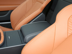 2021款 P380 全驱V6赛道传奇版