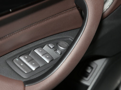 2021款 sDrive25i M越野套装