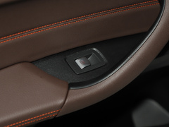 2021款 sDrive25i 曜夜版