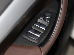 2021款 sDrive25i 曜夜版
