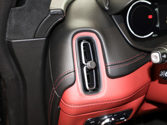 2022款 4.0T V8