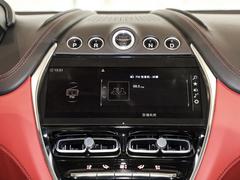 2022款 4.0T V8