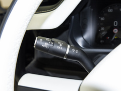 2022款 改款 3.0T 標(biāo)準(zhǔn)型