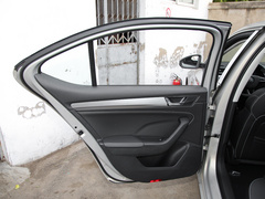 2021款 TSI330 DSG豪华版