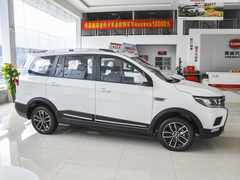 2021款 1.5L 手动舒适型 7座
