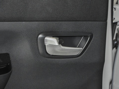 2021款 1.5L 手动舒适型 7座
