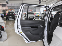 2021款 1.5L 手动舒适型 7座