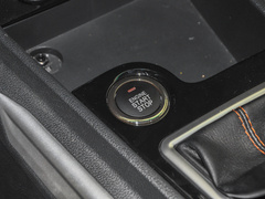 2021款 1.5L 手动舒适型 7座