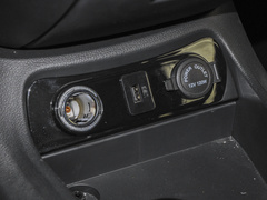 2021款 1.5L 手动舒适型 7座