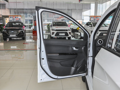 2021款 1.5L 手动舒适型 7座