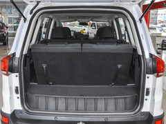 2021款 1.5L 手动舒适型 7座