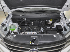 2021款 1.5L 手动舒适型 7座