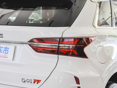 2021款 1.5T 自动黄金版