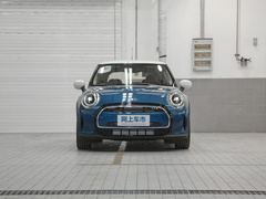 2022款 1.5T COOPER 艺术家