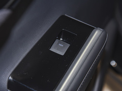 2022款 双擎 2.5L 两驱精英版 7座