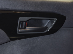 2022款 双擎 2.5L 两驱精英版 7座