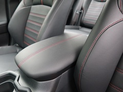 2021款 2.5L 四驱激擎版 