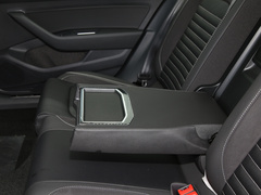 2023款 200万辆纪念版 330TSI DSG领先型