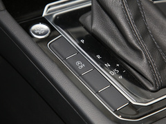 2023款 200万辆纪念版 330TSI DSG领先型
