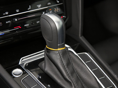 2023款 200万辆纪念版 330TSI DSG领先型