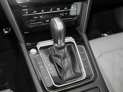 2023款 200万辆纪念版 330TSI DSG领先型